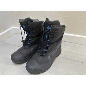 Columbia Kids' Bugaboot Omni-Heat Waterproof Winter Boots in Black Size 7